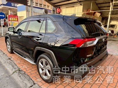 頂級旗艦版，360環景，apple carplay，原版件