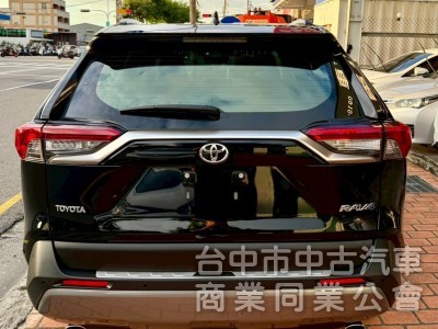 頂級旗艦版，360環景，apple carplay，原版件