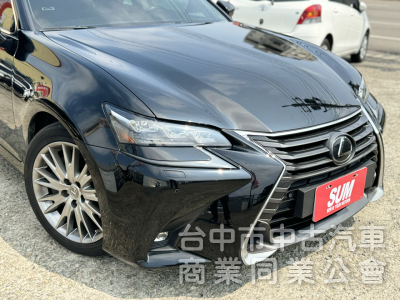 末代絕版GS300－稀有頂級版！選配淡駝金內裝！原廠保養！ACC跟車 盲點 抬頭 三眼LED頭燈 MK音響 冷熱通風椅！