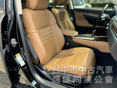 末代絕版GS300－稀有頂級版！選配淡駝金內裝！原廠保養！ACC跟車 盲點 抬頭 三眼LED頭燈 MK音響 冷熱通風椅！