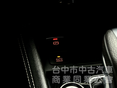 旗艦版！僅跑3萬！新車保固！環景 ACC跟車 盲點 恆溫 CarPaly 車道偏移！原鈑件！可全貸！台中在地30年老店！