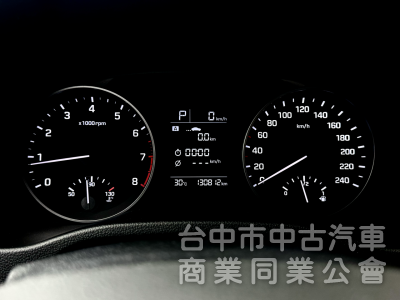 搶先看！一手車！豪華版！六安！定速！無線CarPlay！前後記錄器！後座出風口！原鈑件！可全貸！台中在地深耕30年老店！
