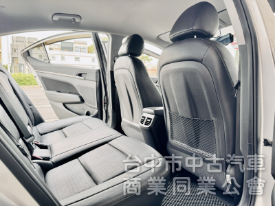 搶先看！一手車！豪華版！六安！定速！無線CarPlay！前後記錄器！後座出風口！原鈑件！可全貸！台中在地深耕30年老店！