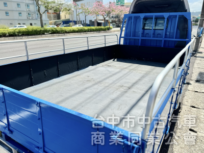 搶先看！末代四期！長軸11呎半！僅跑26萬！年均不到2萬公里！柵欄！防捲入護欄！工具箱！可全貸！台中在地深耕30年老店！
