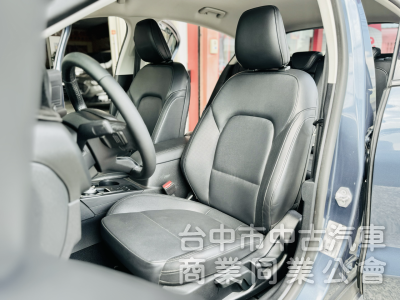 一手車！免鑰匙 雙區恆溫 撥片 6安 CarPlay 後座出風口 前後紀錄！原鈑件！可全貸！台中在地30年老店！