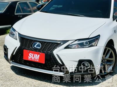 19年式！末代改款！原廠保養！F-Sport版！ACC跟車！LED頭燈！9安！雙前加熱椅！原鈑件！台中在地30年！