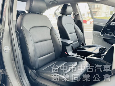 搶先看！一手車！省油省稅！6安 盲點 抬頭顯示 自動頭燈 後座出風口 前後紀錄器！可全貸！售後保固！台中在地30年老店！