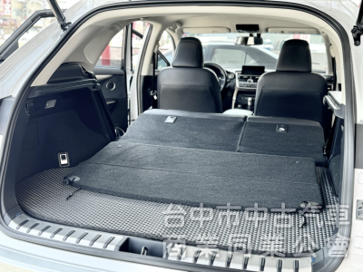 一手車！原廠保養！渦輪引擎！雙電動通風椅！I-KEY！數位電視！電尾門！藍芽！原鈑件！可全貸！台中在地深耕30年老店！