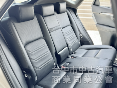 一手車！原廠保養！渦輪引擎！雙電動通風椅！I-KEY！數位電視！電尾門！藍芽！原鈑件！可全貸！台中在地深耕30年老店！