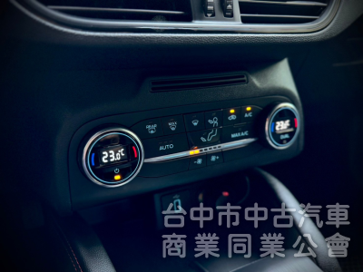 一手車！Lommel X賽道版！僅跑2萬！電動椅 ACC跟車 盲點 抬頭顯示 CarPlay 換檔撥片！原鈑件！可全貸！