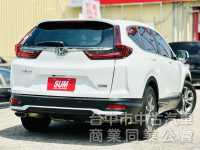 5.5代小改款！ACC跟車 無線CarPlay 車道維持！原鈑件！可全貸！兩年5萬公里保固！台中在地30年老店！