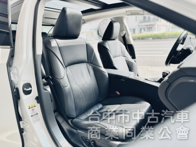 旗艦版！僅跑7萬！ACC跟車 全景天窗 ML音響 雙前通風椅 盲點 抬頭顯示 電動尾門  無線充電 後座遮陽簾！原鈑件！