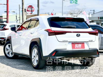 20年領牌！小改款！全速域ACC！一手車！原廠保養！盲點 CarPlay 雙前座電熱椅！原鈑件！可全貸！台中在地30年！