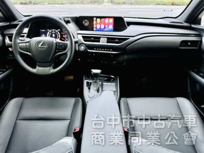 20年領牌！小改款！全速域ACC！一手車！原廠保養！盲點 CarPlay 雙前座電熱椅！原鈑件！可全貸！台中在地30年！