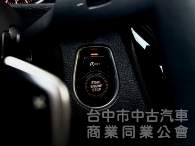 一手車！小改款！B48引擎！耗材已更新！換檔撥片 定速巡航 雙區恆溫 導航 倒車影像！可全貸！台中在地深耕30年老店！