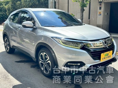 車況漂亮，旅遊小休旅車款
