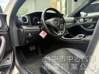 2017 E300 4MATIC 原版件 跑少、車況超優 全景 柏林 雙液晶 360環景 光束頭燈 抬顯