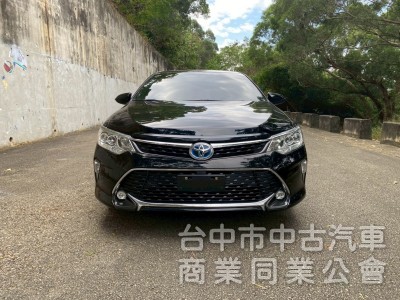 2017 原鈑件、尊爵版、大型房車、質感首選。