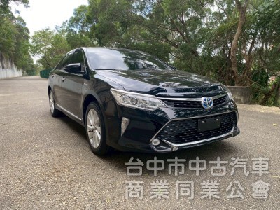 2017 原鈑件、尊爵版、大型房車、質感首選。