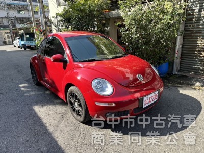 2006年出廠 福斯beetle 金龜車1.6  內外氣氛非常漂亮 開在路上更加吸睛  ✅可認證 ✅里程保證 ✅