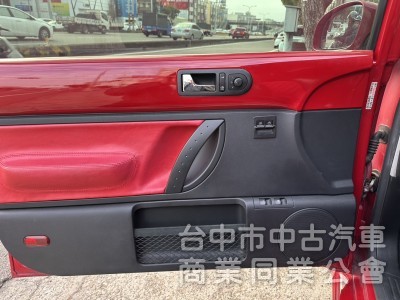 2006年出廠 福斯beetle 金龜車1.6  內外氣氛非常漂亮 開在路上更加吸睛  ✅可認證 ✅里程保證 ✅
