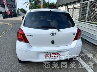 省油小鋼炮來囉｜2009 Toyota Yaris 1.5 E版 首購族、代步族首選！好開、好停、好省油！ 