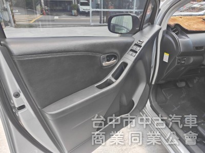 一手女用車跑8萬Ｇ級、導航、原版件、認證車​、安心買、18.8萬便宜專線0933425001