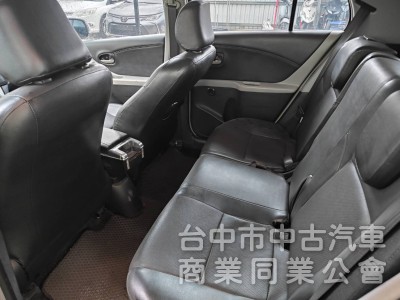 美容中小鴨G版,DVD導航,一手女用車、原版件、可認證​、安心買、16.8萬便宜專線0933425001