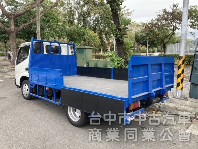 2010年 HINO 加長11尺半