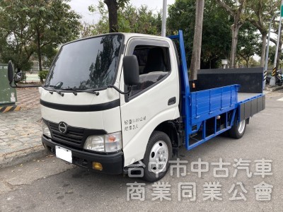 2010年 HINO 加長11尺半
