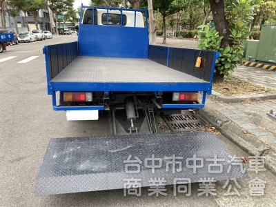2010年 HINO 加長11尺半