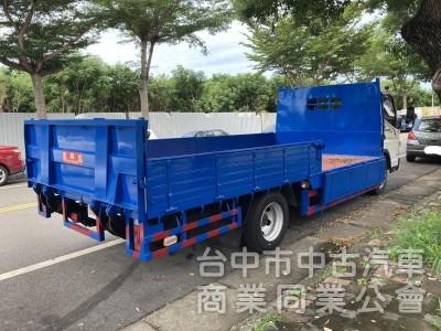 2016年 6.9噸 17尺 外雙缸尾門