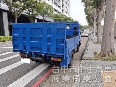 1999年 三菱 堅達 六輪 沒渦輪