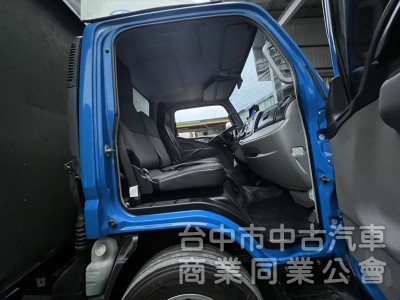 2019年12月出廠 加長14尺多堅達 電動升降帆布跟外雙缸大尾門 里程大約15萬多
