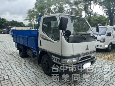 2006年3月出廠堅達 雙折尾門