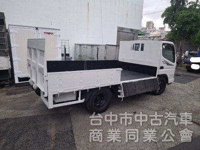 2011年3月出廠 堅達 11尺半 改雙扁 加裝尾門