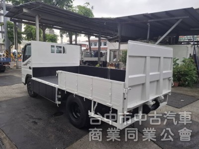 2011年3月出廠 堅達 11尺半 改雙扁 加裝尾門