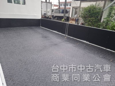 2011年3月出廠 堅達 11尺半 改雙扁 加裝尾門