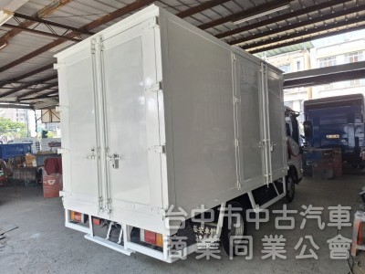 自排 2018年領牌17年11月出廠 一路發 加長11尺半 內高192公分 左右雙開門 已升5噸