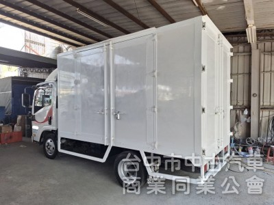 自排 2018年領牌17年11月出廠 一路發 加長11尺半 內高192公分 左右雙開門 已升5噸