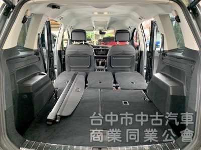 新達汽車 2017年 福斯 Touran CarPlay ACC跟車 電尾門 可全貸