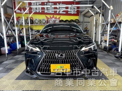 2024年 LEXUS NX200 CARPLAY 環景 可全貸
