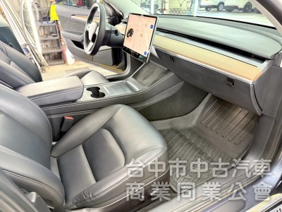 2022年 TESLA Model 3 LR FSD 加速包 可全貸