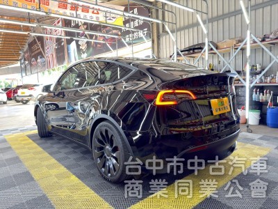 2023年 TESLA Model Y P版 FSD 可全貸
