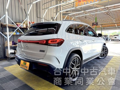 2023年 BENZ EQA250 AMG 夜色套件 可全貸