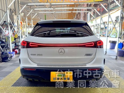 2023年 BENZ EQA250 AMG 夜色套件 可全貸