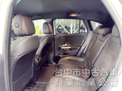 2023年 BENZ EQA250 AMG 夜色套件 可全貸