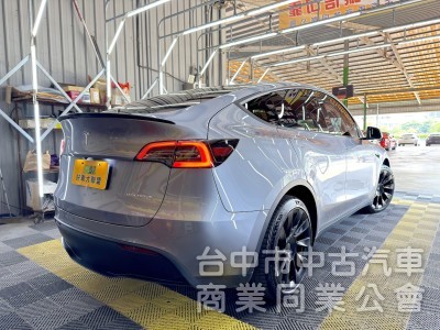 2023年 TESLA Model Y LR 稀有閃電銀 可全貸