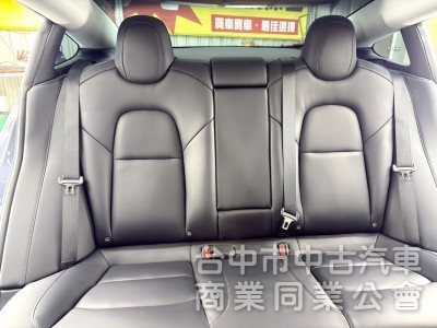 2022年 TESLA Model 3 LFP 可全貸