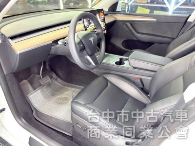 2024年 TESLA Model Y RWD 可全貸